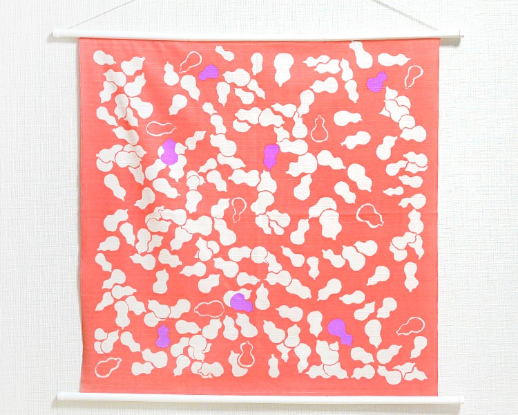 Tapestry Gourd Pink -Hyoutan- (M) Furoshiki
